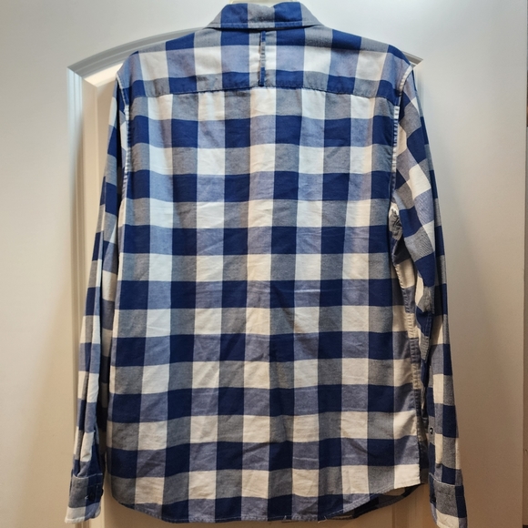 Banana Republic - Luxe Shirt - Picture 2 of 4